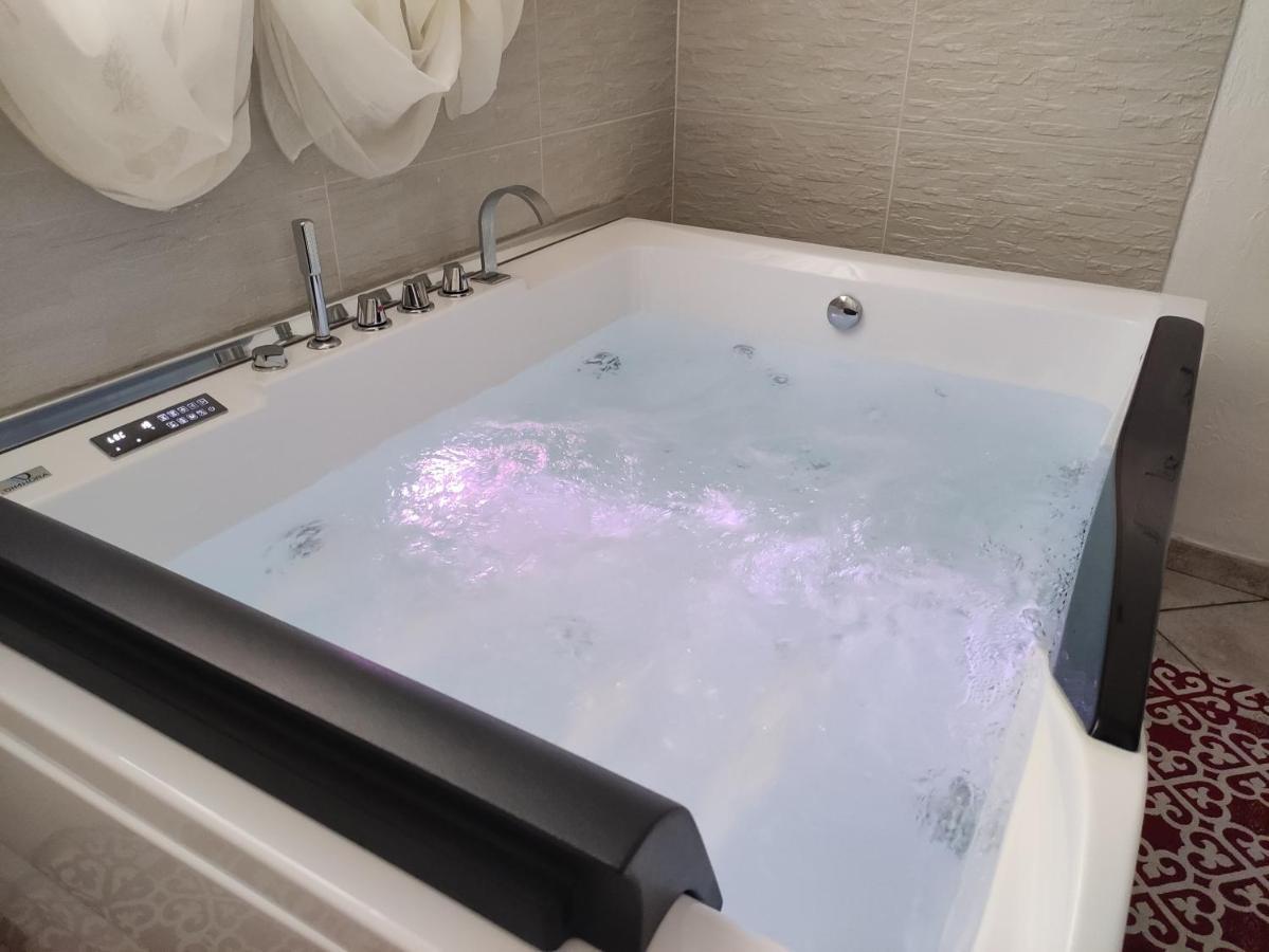 26 Suite Home Ostuni Kültér fotó